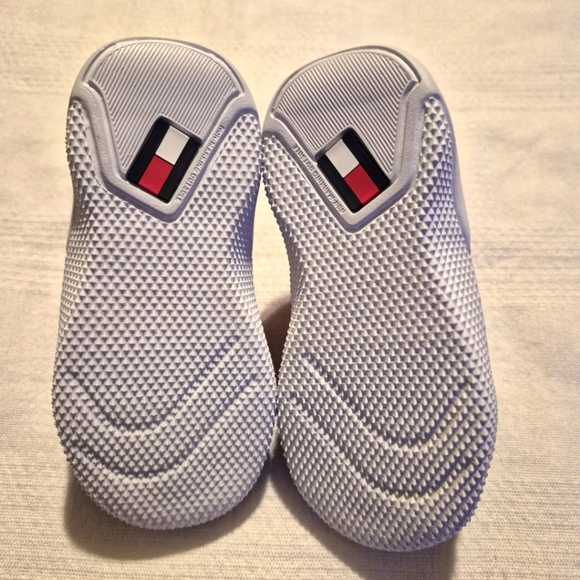 Tommy Hilfiger size 6 toddler slip on shoes, blue & red EUC - Picture 5 of 7